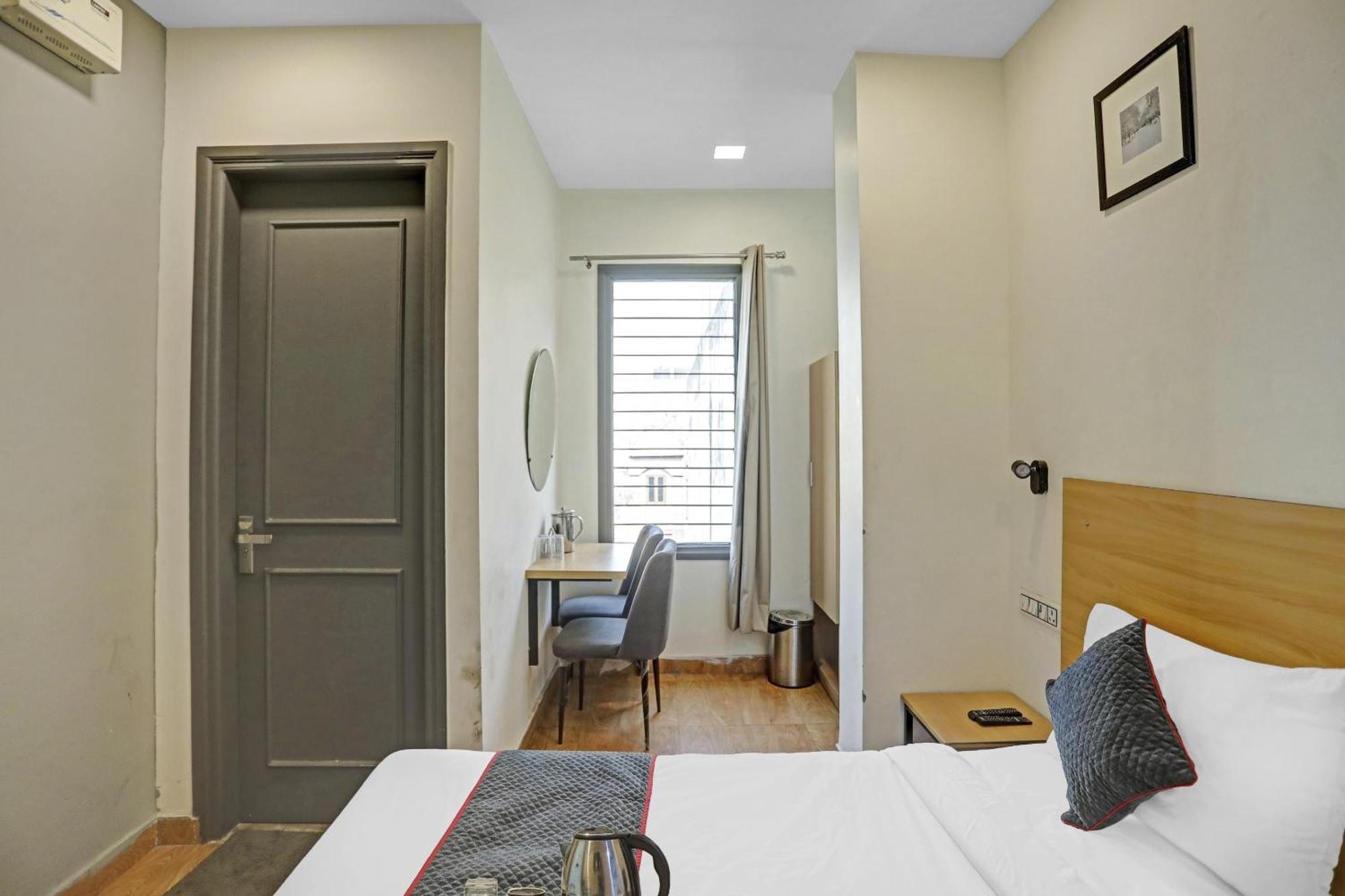 Super Townhouse Mannat Rohini 16 Delhi (National Capital Territory of India) Exterior foto