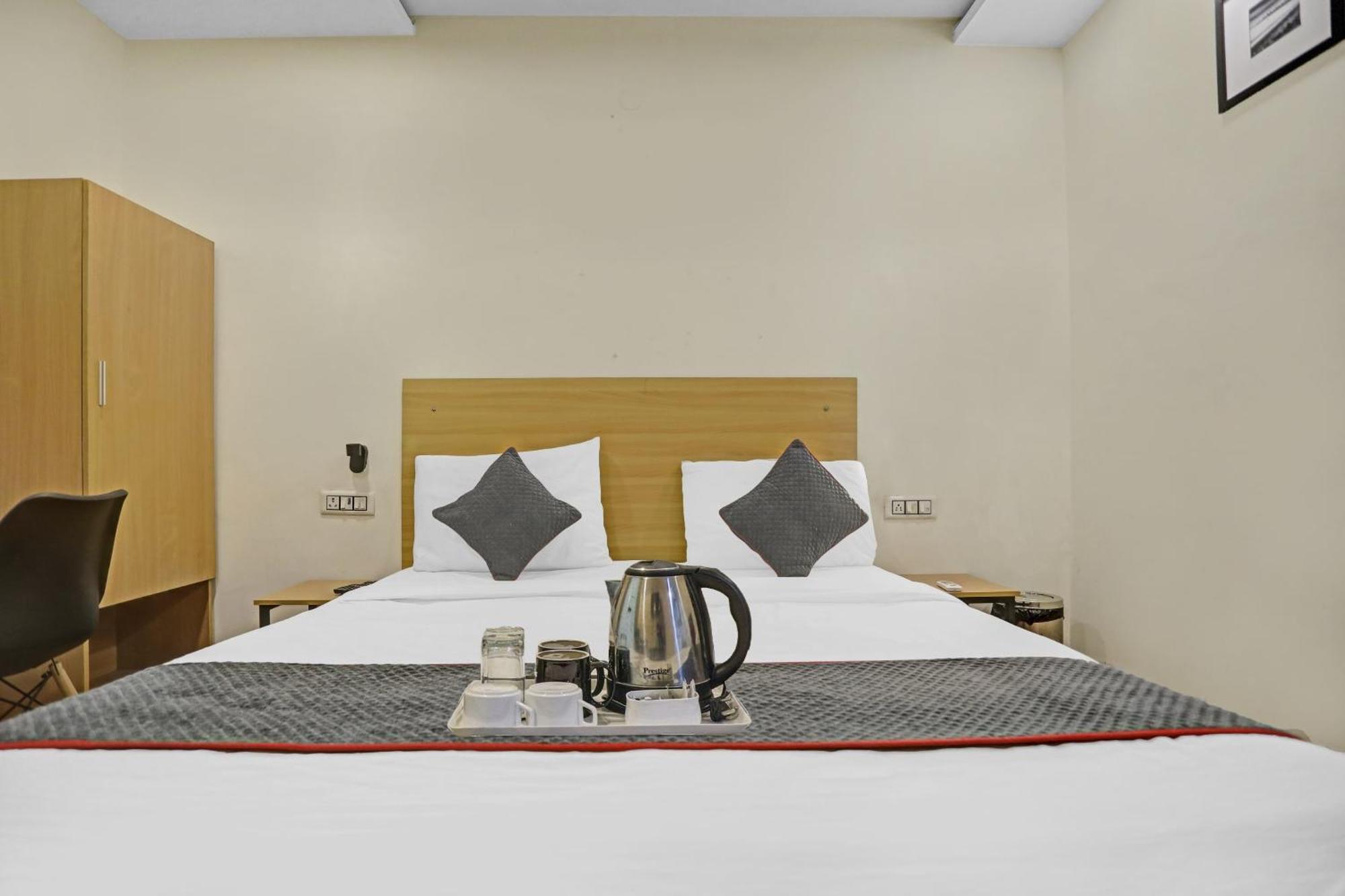Super Townhouse Mannat Rohini 16 Delhi (National Capital Territory of India) Exterior foto