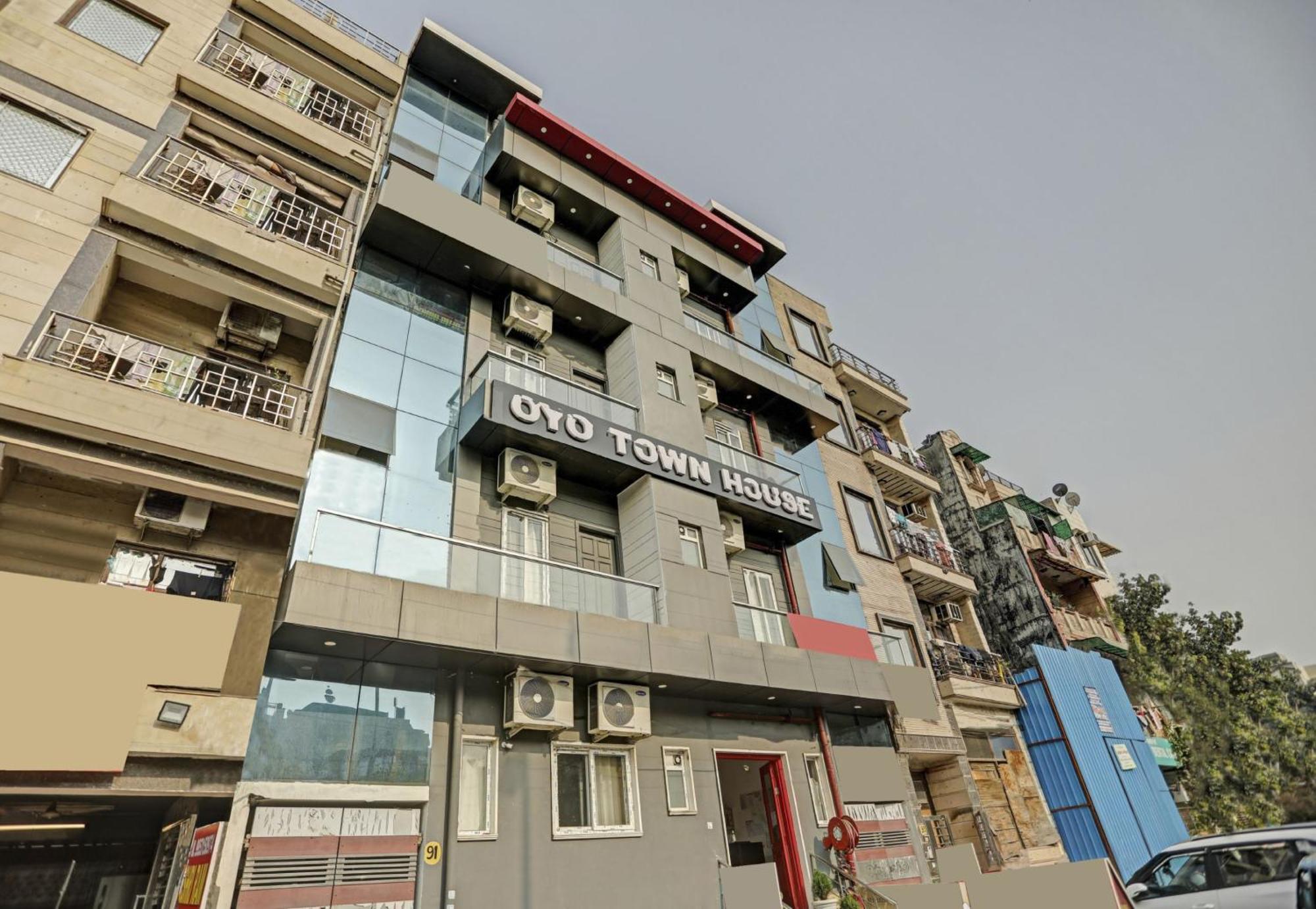 Super Townhouse Mannat Rohini 16 Delhi (National Capital Territory of India) Exterior foto