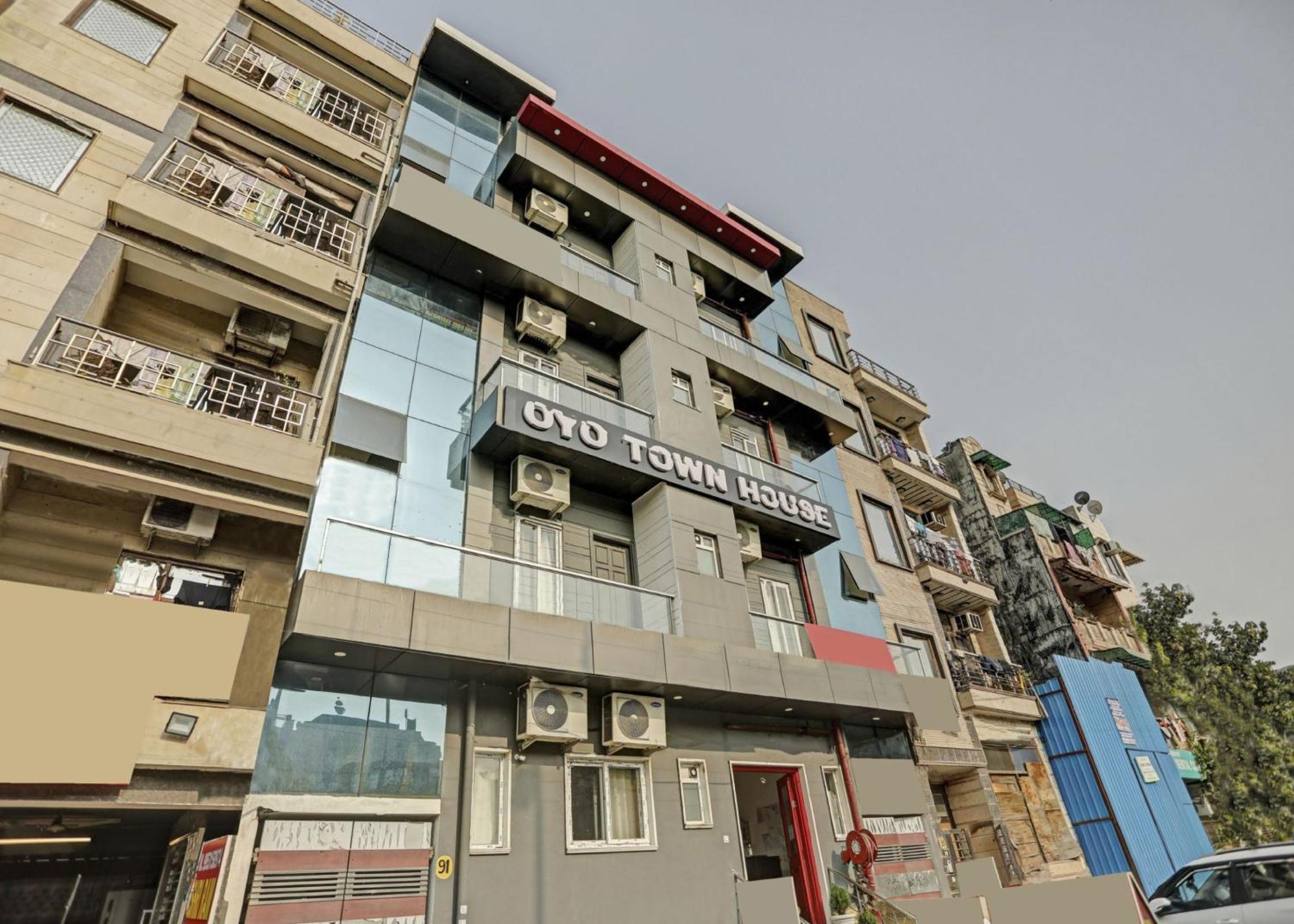 Super Townhouse Mannat Rohini 16 Delhi (National Capital Territory of India) Exterior foto