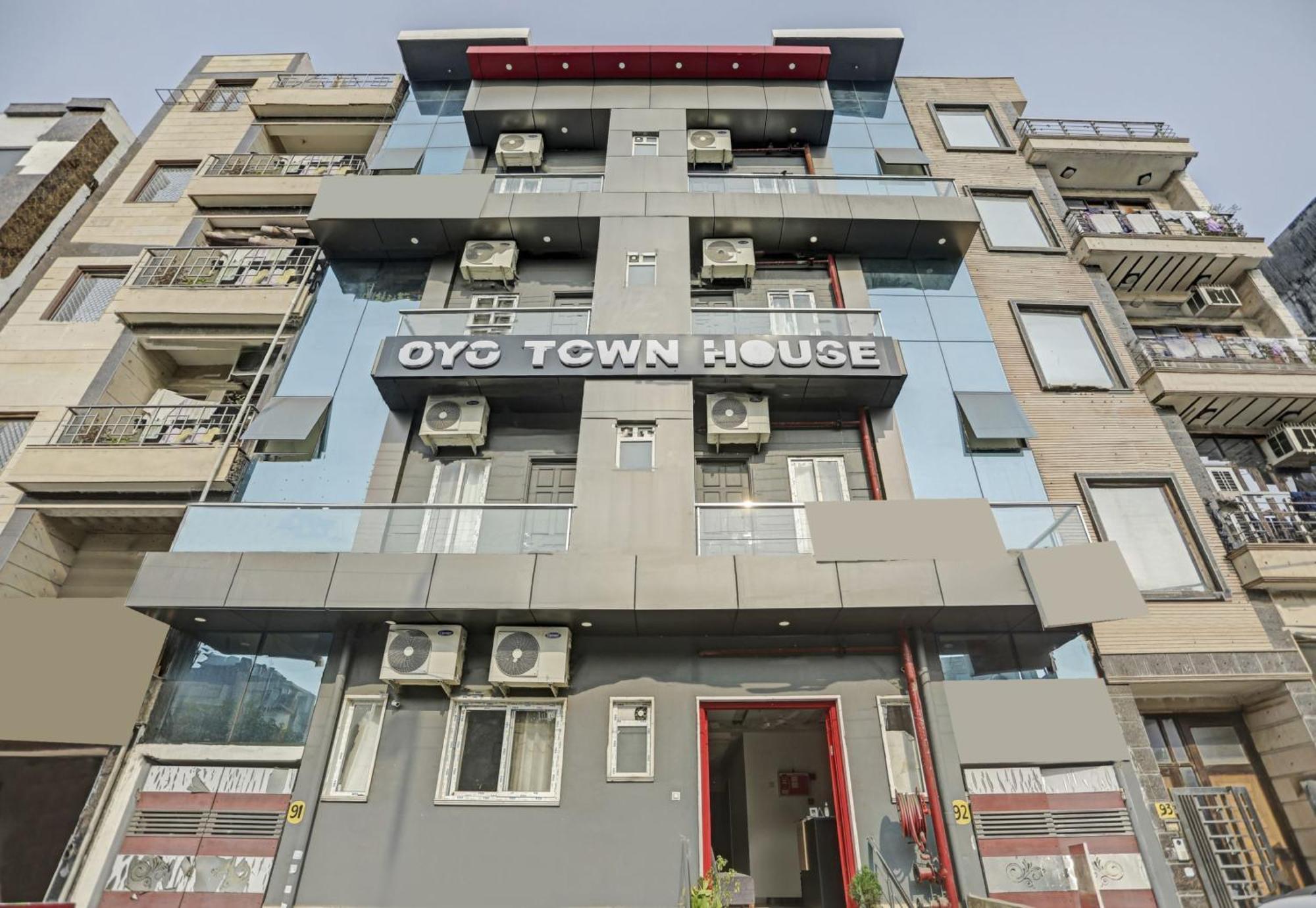 Super Townhouse Mannat Rohini 16 Delhi (National Capital Territory of India) Exterior foto
